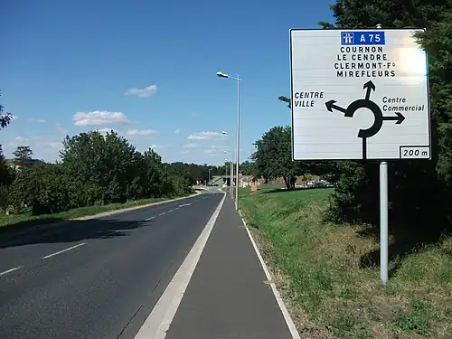 D42b Carrefour giratoire