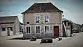 Début du XXIe&nbsp;siècle, côté rue.
