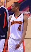 contre les joueurs des Warriors de Golden State qui sont l'ailier-fort Anthony Randolph,
