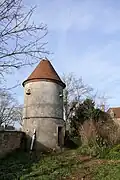 Colombier, du XVIIIe siècle, sur la propriété de l'ancien député Paul Duraffour.