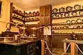 Laboratoire de l'apothicairerie.