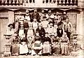 Henri Bernard de la Croix et ses employés vers 1890.