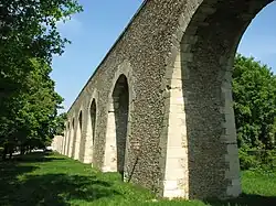 Arches.