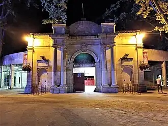 Arènes Paul-Laurent