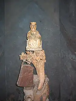 La Vierge sur l'épineavec sa sonnaille.