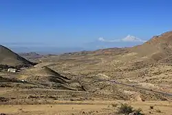 Vue de la route depuis le village de Tigranashen.