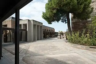 Entrée du Musée archéologique de Thèbes.