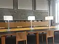 Vue partielle de la salle de consultation.