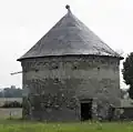 L'ancien pigeonnier.