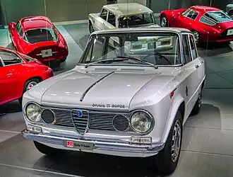 Giulia Ti Super conservée au Musée historique Alfa Romeo.