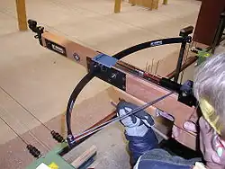Arbalète moderne Winzeler (manufacture suisse) pour la compétition sportive.
