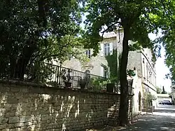 Le château d'Arpaillargues.