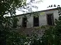 Arrière du château incendié.