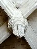 3e&nbsp;clé de voûte.