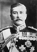 Sir Arthur Paget&nbsp;(en), commandant en chef des armées en Irlande en mars 1914