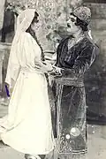 Une scène de l'opéra, H. Sarabsky dans le rôle d'Achig Garib