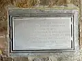 Plaque commémorative en l'hommage de l'épouse d'Édouard Goüin, futur comtesse de Ségur-Lamoignon, à Royaumont.