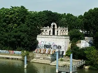 L'emplacement de l'ancien pont de Clichy en 2013.