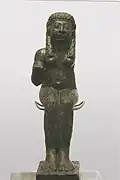 Astarté. Statuette. Bronze phénicien, VIIe siècle. Musée archéologique de Séville