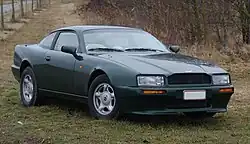 Une Aston Martin Virage.