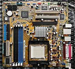 Circuit électronique d'une carte mère d'ordinateur