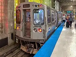 Rame en station.
