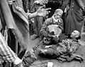 L'un des 3500 prisonniers que les Américains libérèrent du camp en 1945.