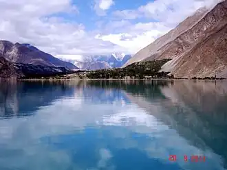Image illustrative de l’article Lac Attabad
