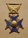 Médaille Al Merito d'origine étrangère.