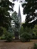 Ange de la Résurrection au milieu du cimetière, par Otto Geyer