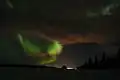 Aurore polaire vue de la banlieue de Kiruna
