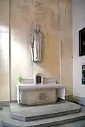 Chapelle dédiée au Sacré-Cœur de Jésus dans le transept ouest.