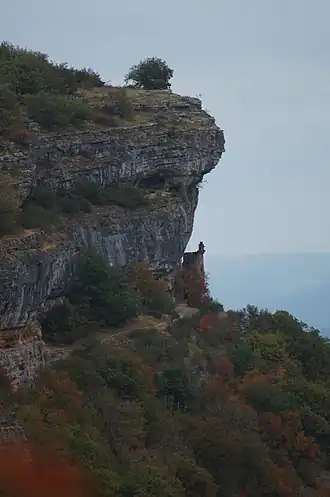 Vue du château des Anglais depuis Siran.