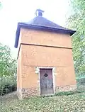 photo 9 :pigeonnier du château de Machy