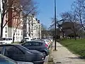 Vue de l'avenue en direction du Musée des colonies (au fond).