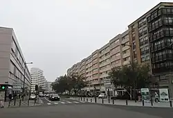 Avenue du Président Kennedy vue de la rue Pierre Mauroy