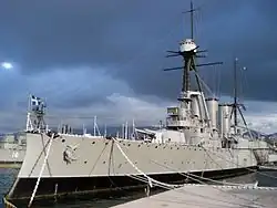 Le croiseur cuirassé Georgios Averoff, aujourd'hui un bateau-musée ancré à Paleó Fáliro