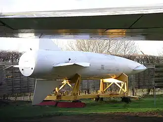 Missile nucléairee Avro Blue Steel (cf. infra Avro Vulcan)