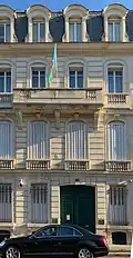 Ambassade à Paris.
