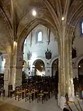 Chapelle sud, 1re&nbsp;travée, vue dans la nef.