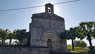 La façade.