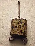 Contenant laqué inrō de l'époque d'Edo montrant 115 singes anthropomorphiques.