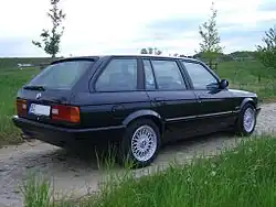 BMW 318i Touring "Design Edition"
