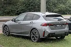 BMW 118d M Sport, Heckseitenansicht