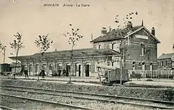 Le bâtiment voyageurs au début des années 1900