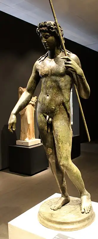 Dionysos ou jeune homme en bronze du Tibre, 1,58&nbsp;m.