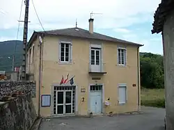 La mairie.