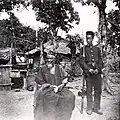 Bai Bureh&nbsp;(en) (1840-1908), dirigeant temné-loko, meneur de la Hut Tax War de 1898&nbsp;(en)