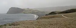 Vue sur la Baie Américaine depuis la Vallée des Phoquiers sur l'Île de la Possession de l'archipel Crozet