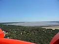 La baie de Bonne Anse vue depuis le couronnement du phare.